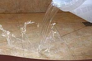 苏家屯漏水维修 免砸砖防水材料该如何施工